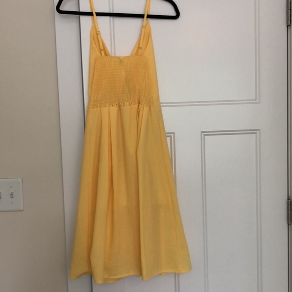 NWOT Beautiful Yellow Dress - Picture 2 of 5